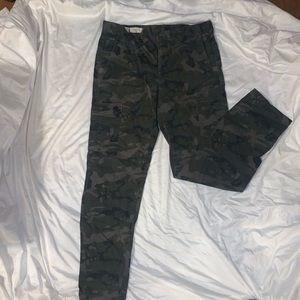 Empyre Skeletor Ranger Camo Skinny Cargo Pants. 36.